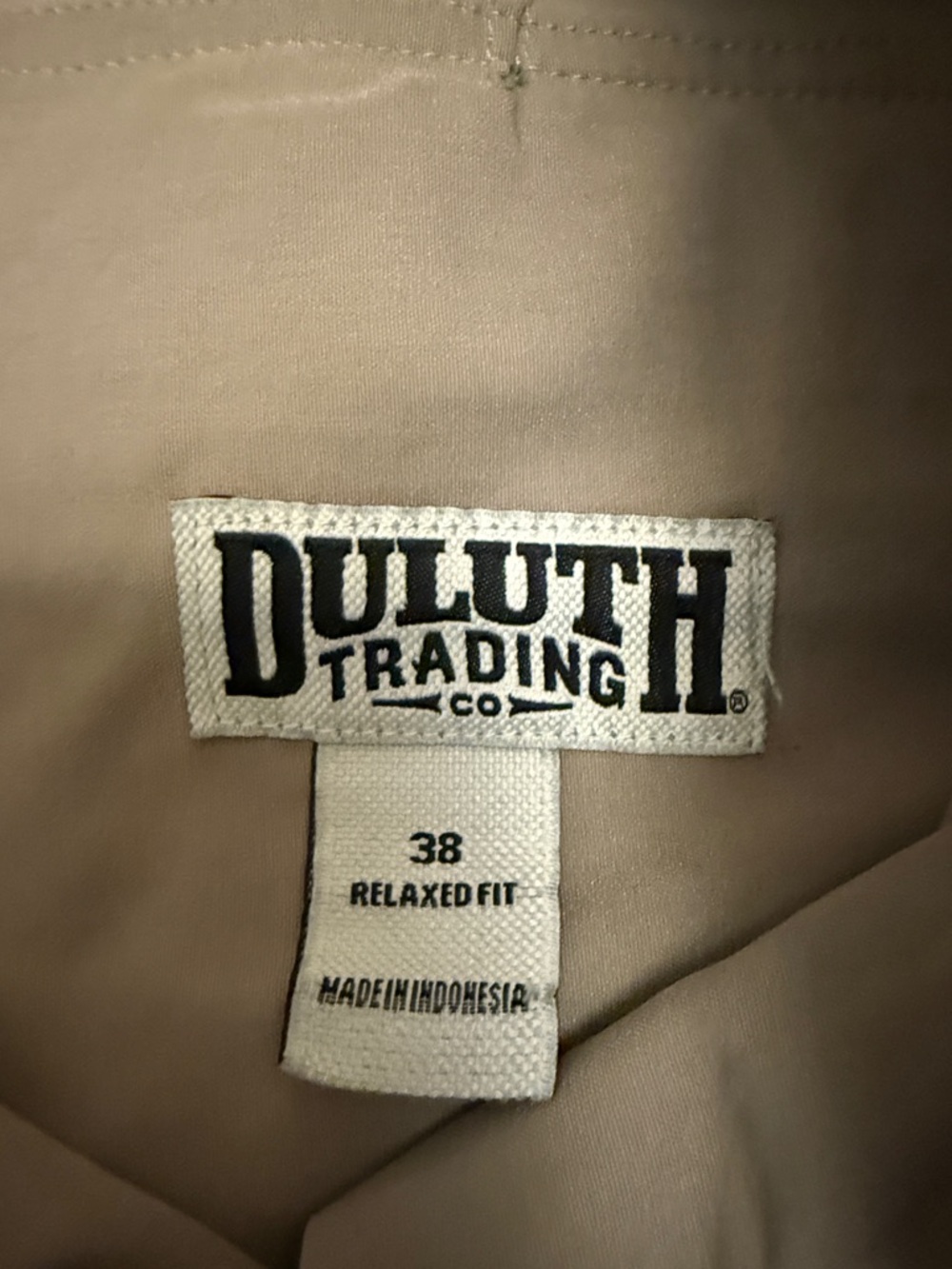 Duluth Trading Co Beige Cargo Shorts - Picture 2 of 10